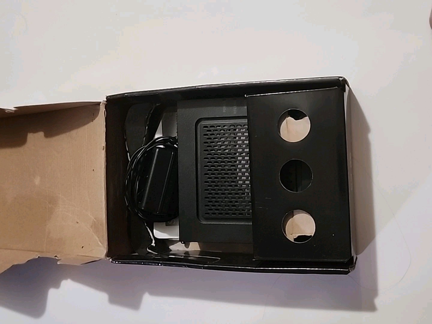 Motorola Surfboard SBG901 Wireless Cable Modem Gateway