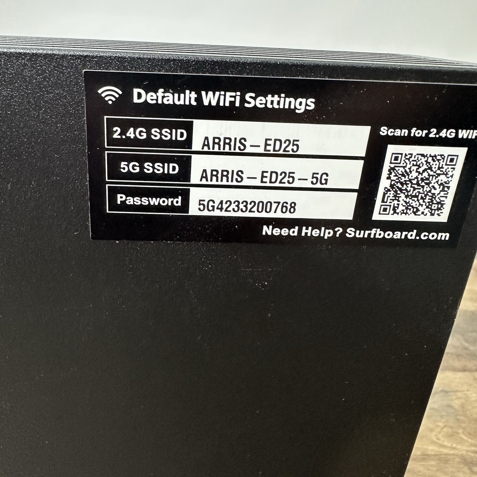 ARRIS SURFboard SBG7600AC2 DOCSIS 3.0 Dual-Band WiFi Modem Router 32×8
