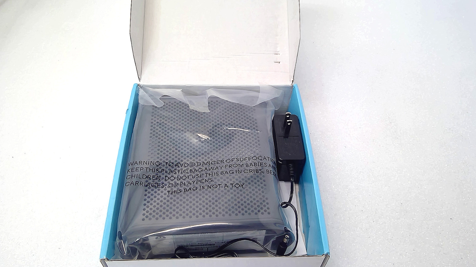 Open Box Motorola MB7621 1802 V1.0 Modem 1000 MBPS 24×8 Cable