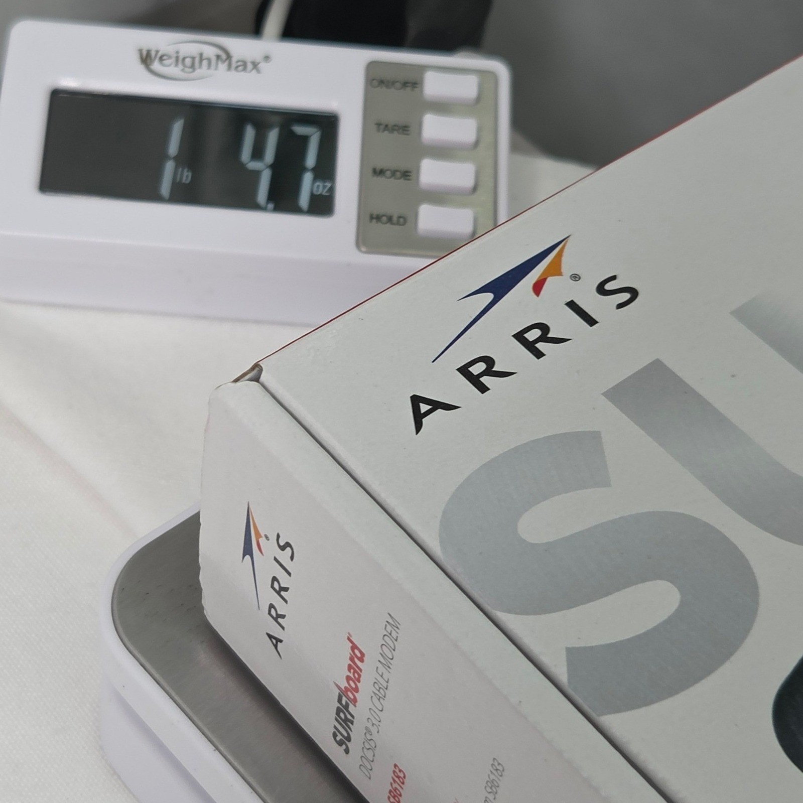 Arris SB6183 UPC 612572216712 DOCSIS 3.0 Surfboard Modem 686 Mbps Black NWT New