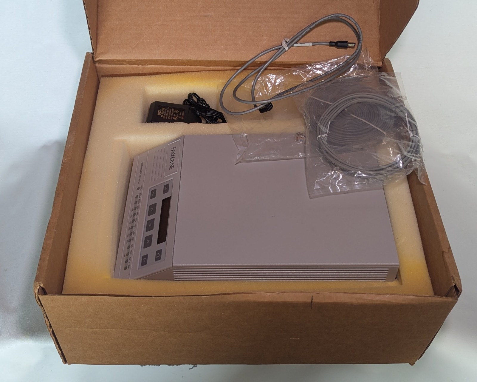 Open Box Paradyne Comsphere 3810 Plus Model 3980-A2-201 Rev 16 V.32bis Tested