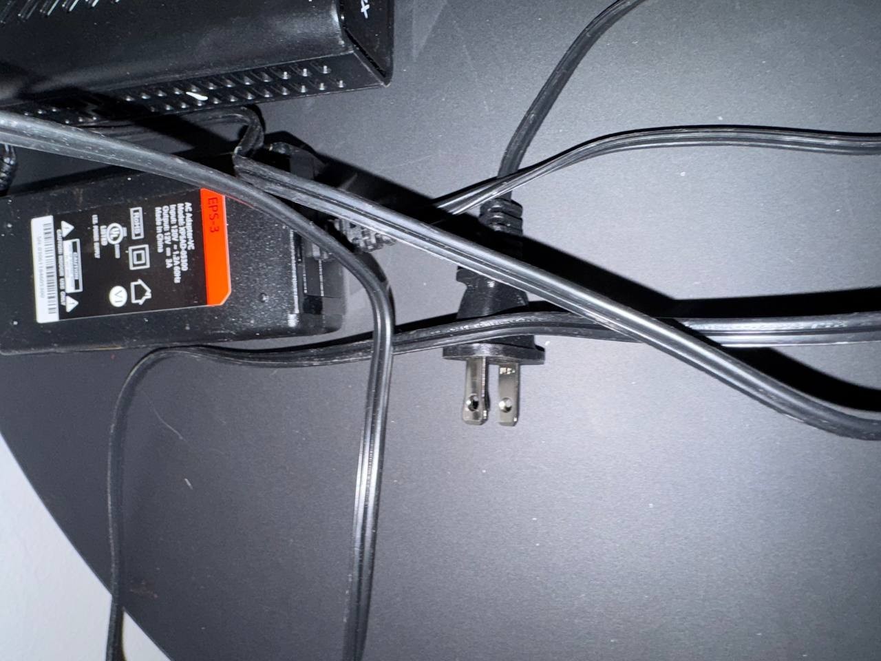 Comcast Xfinity modem model PR150BNM with power adapter