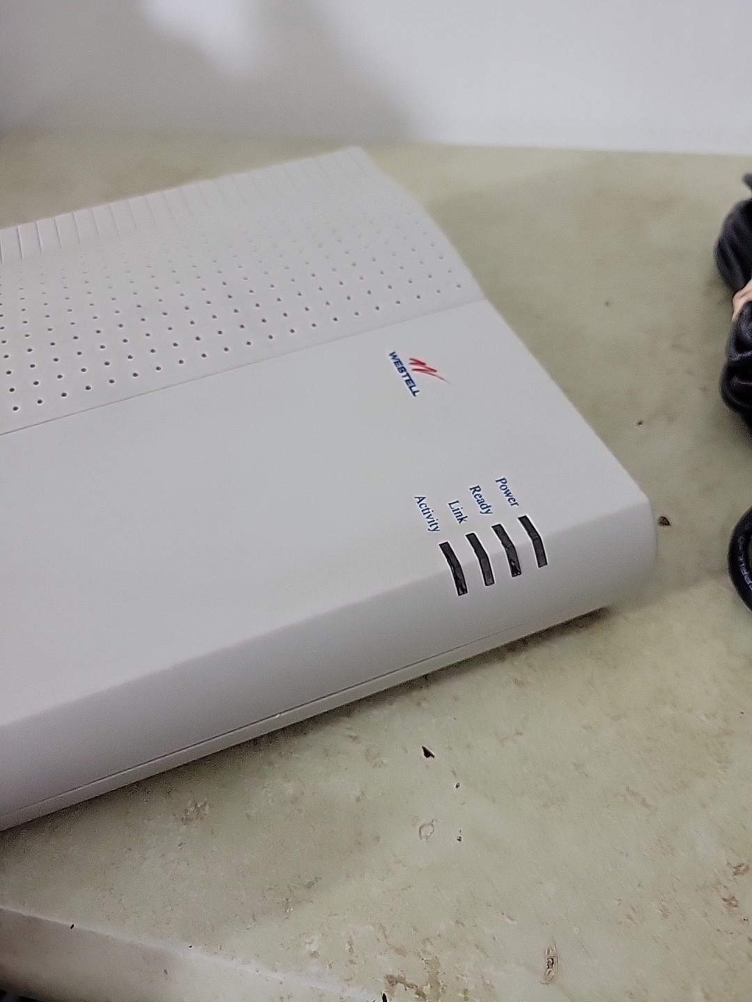 Vintage Westell DSL Modem (B90-36R516)