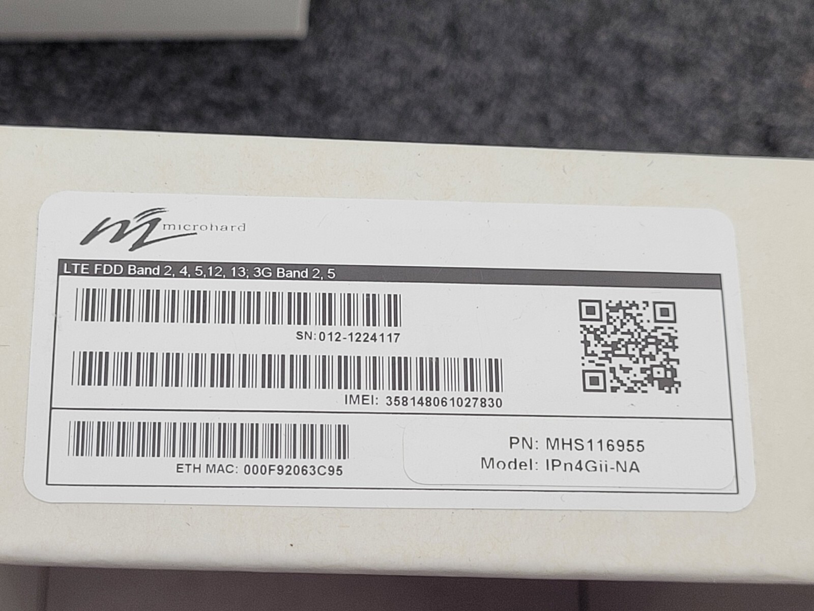 Microhard IPn4Gii-NA 4G LTE Dual SIM Dual Ethernet Serial USB Gateway POE