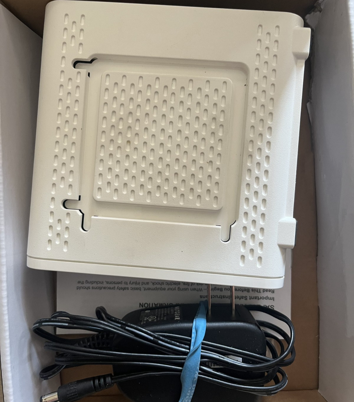 ARRIS SURFboard DOCSIS 3.0 Cable Modem – SB6190