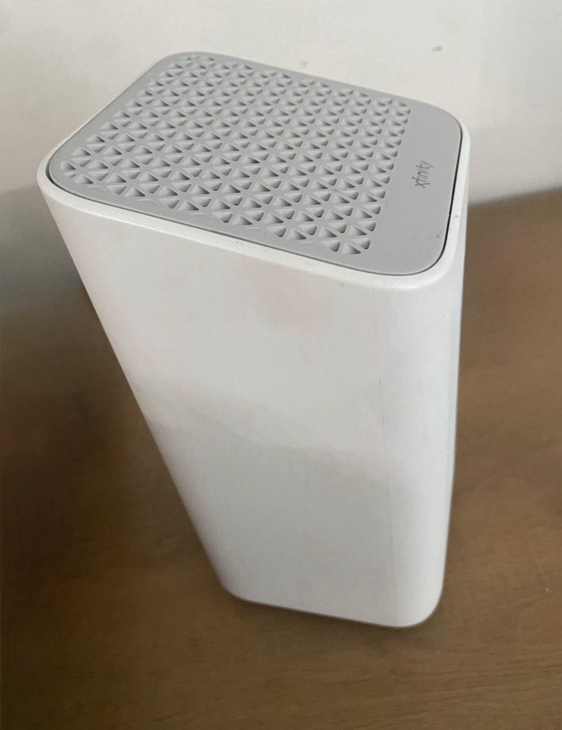 Xfinity XB7-CM WiFi Router Modem White and Power Supply.