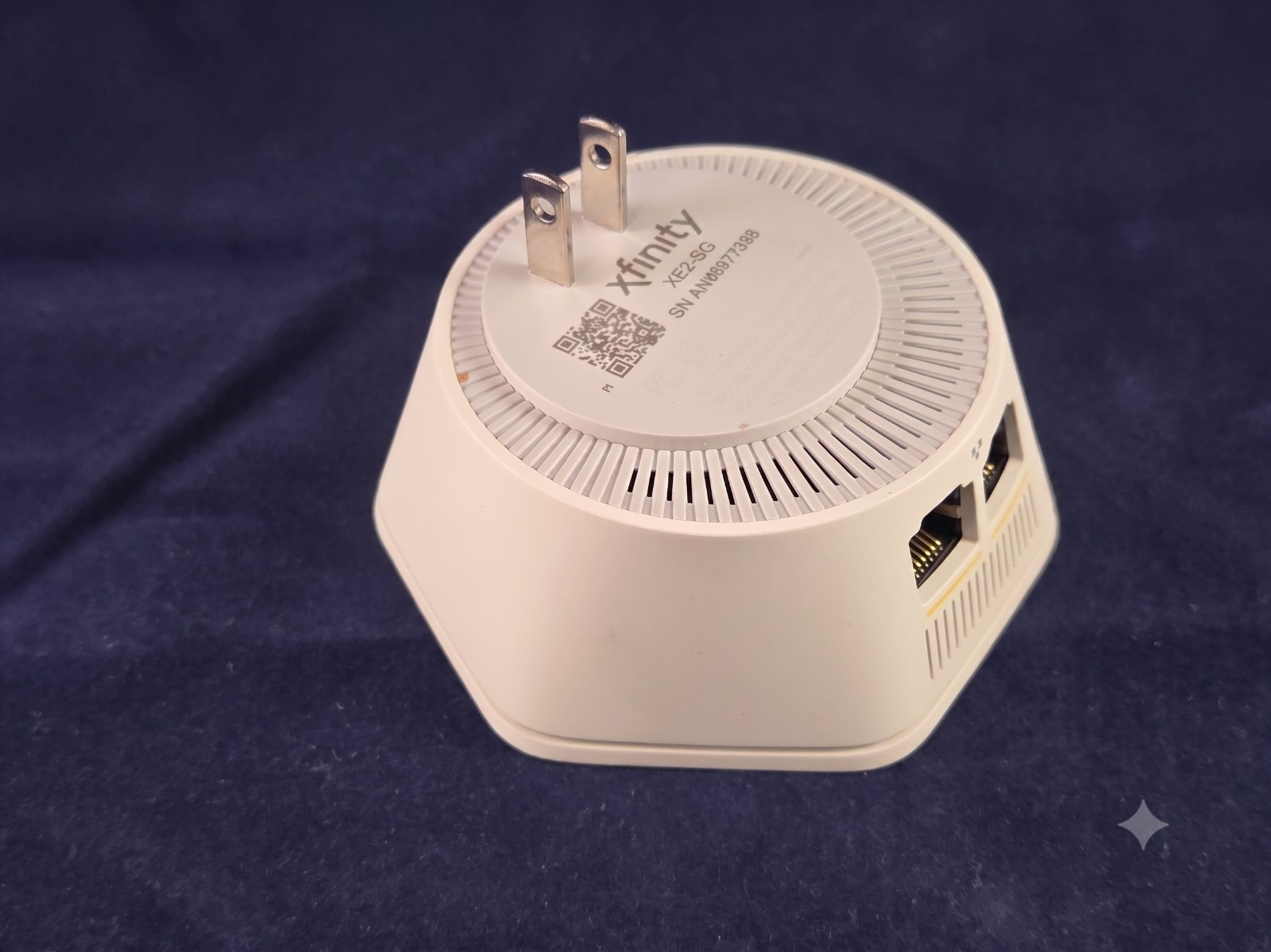 Xfinity XE2-SG 2nd Generation xFi Pod Wireless Extender with 2 Ethernet Ports