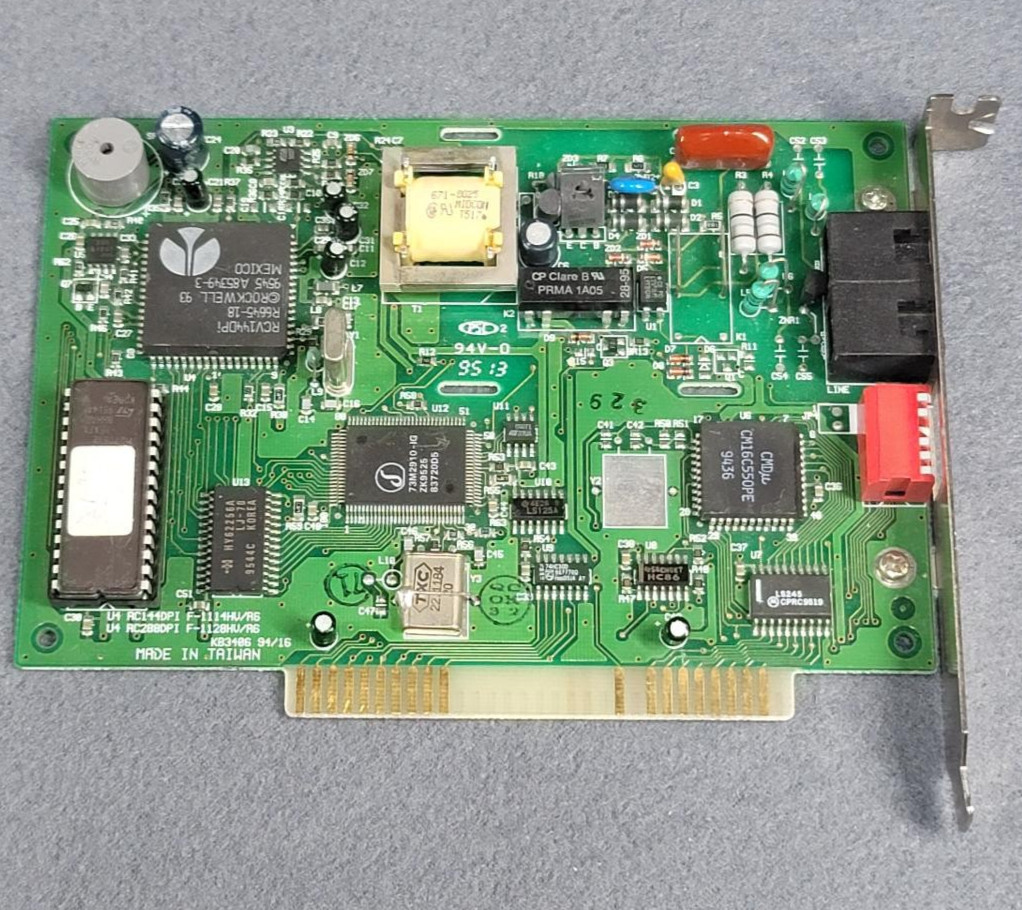Modem, ISA, F-1114HV/R6, Model 3711-B1-001 AT&T Paradyne 1995 Vintage