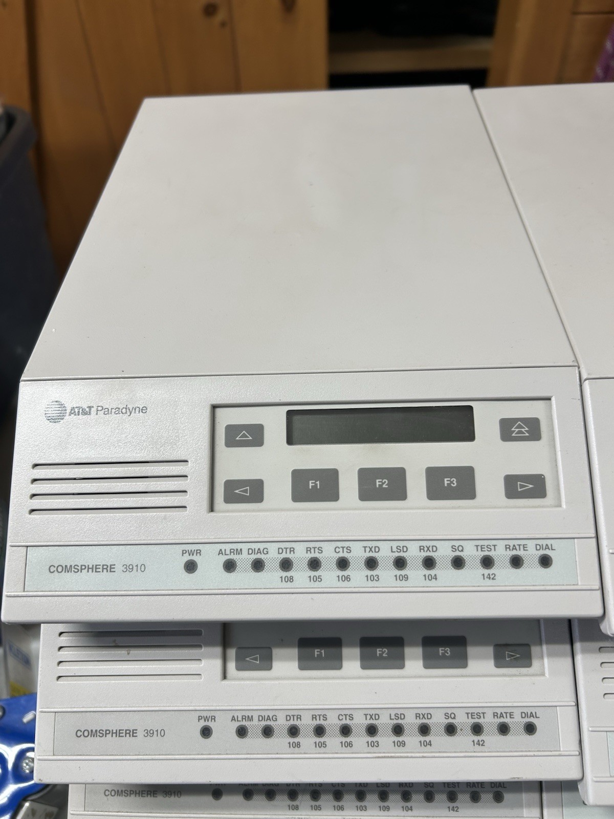 AT&T Paradyne Comsphere 3910 Modem (no power supply) 3920-A1-411