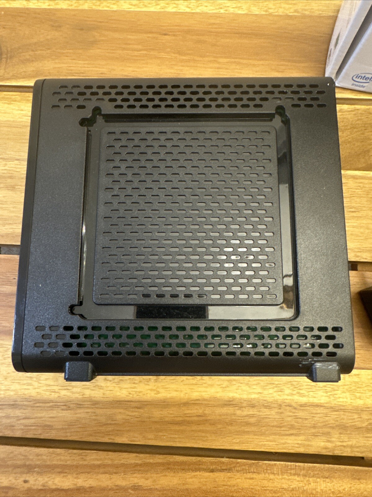 ARRIS SBG10 SURFboard AC1600 Dual-Band Cable Modem Router – Black