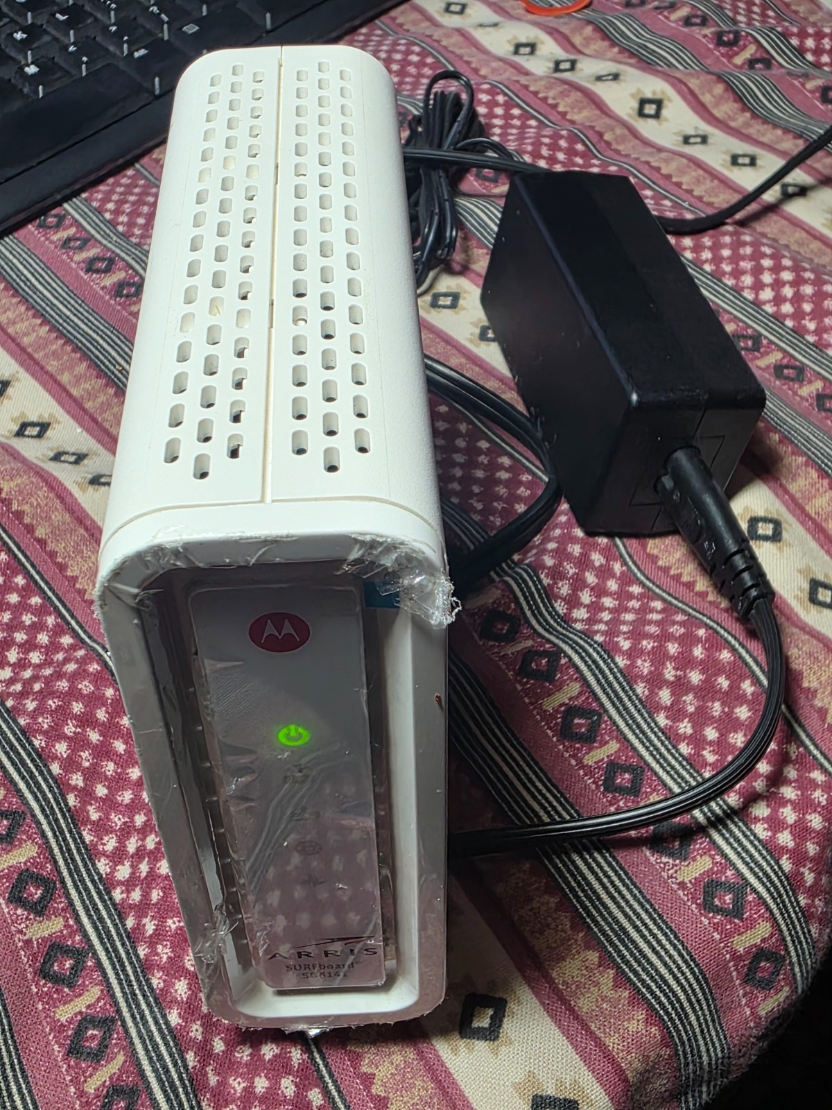 ARRIS SurfBoard Model SB6141 Cable Modem w/ Power Cord
