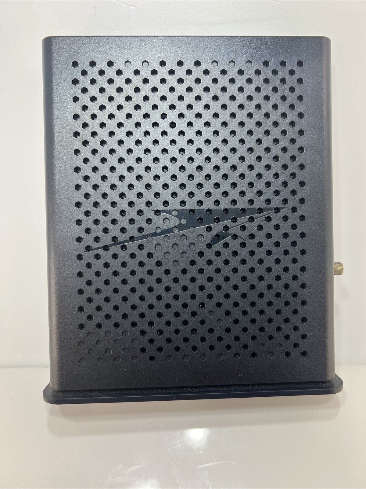 ARRIS SURFboard WiFi Cable Modem, SBG8300, DOCSIS 3.1, AC2450 Wi-Fi 5