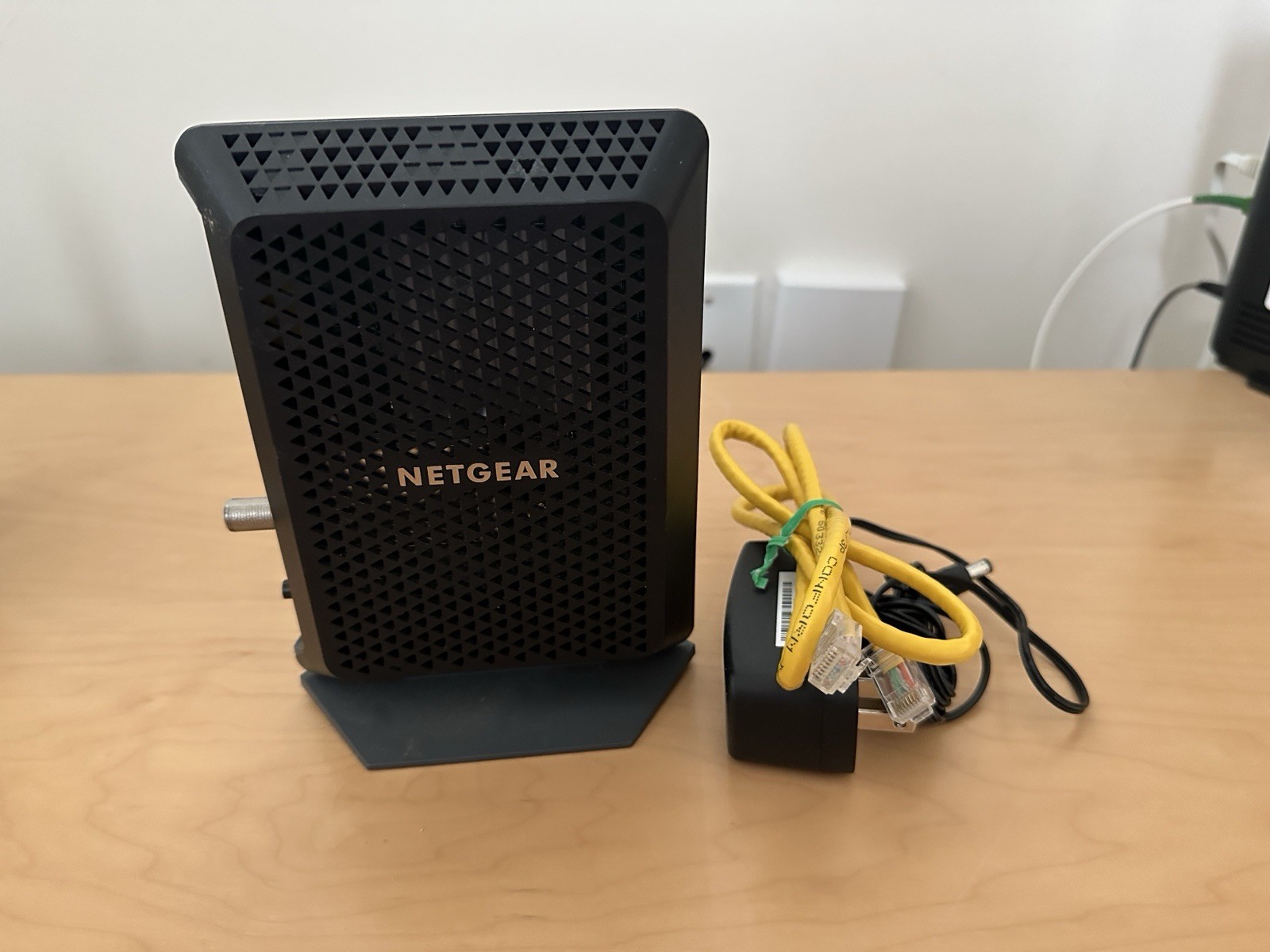 NETGEAR CM700 High Speed Cable Modem, 1.4Gbps, DOCSIS 3.0, CM700-100NAS