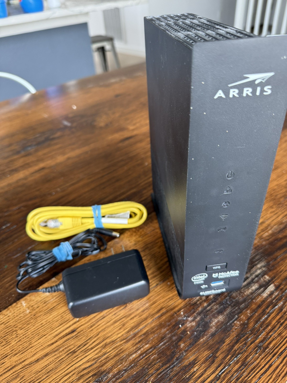 ARRIS SURFboard SBG7600AC2 DOCSIS 3.0 Cable Modem & AC2350 Wi-Fi Router