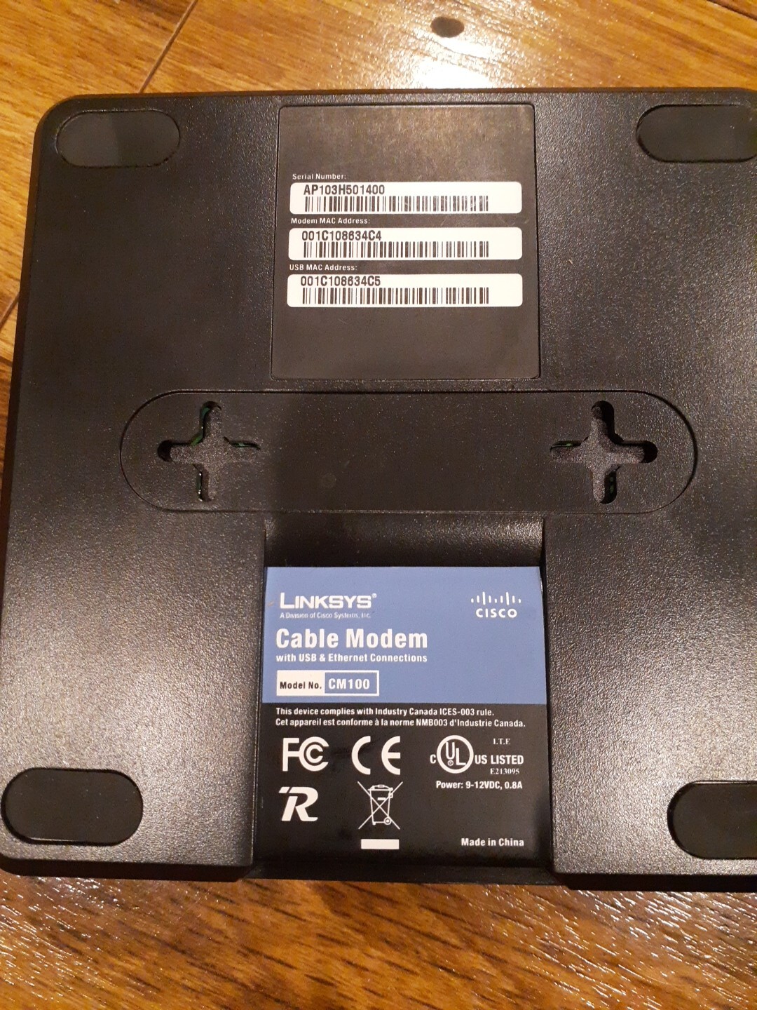 Linksys CM100 100 Mbps Modem with USB and Ethernet Connections