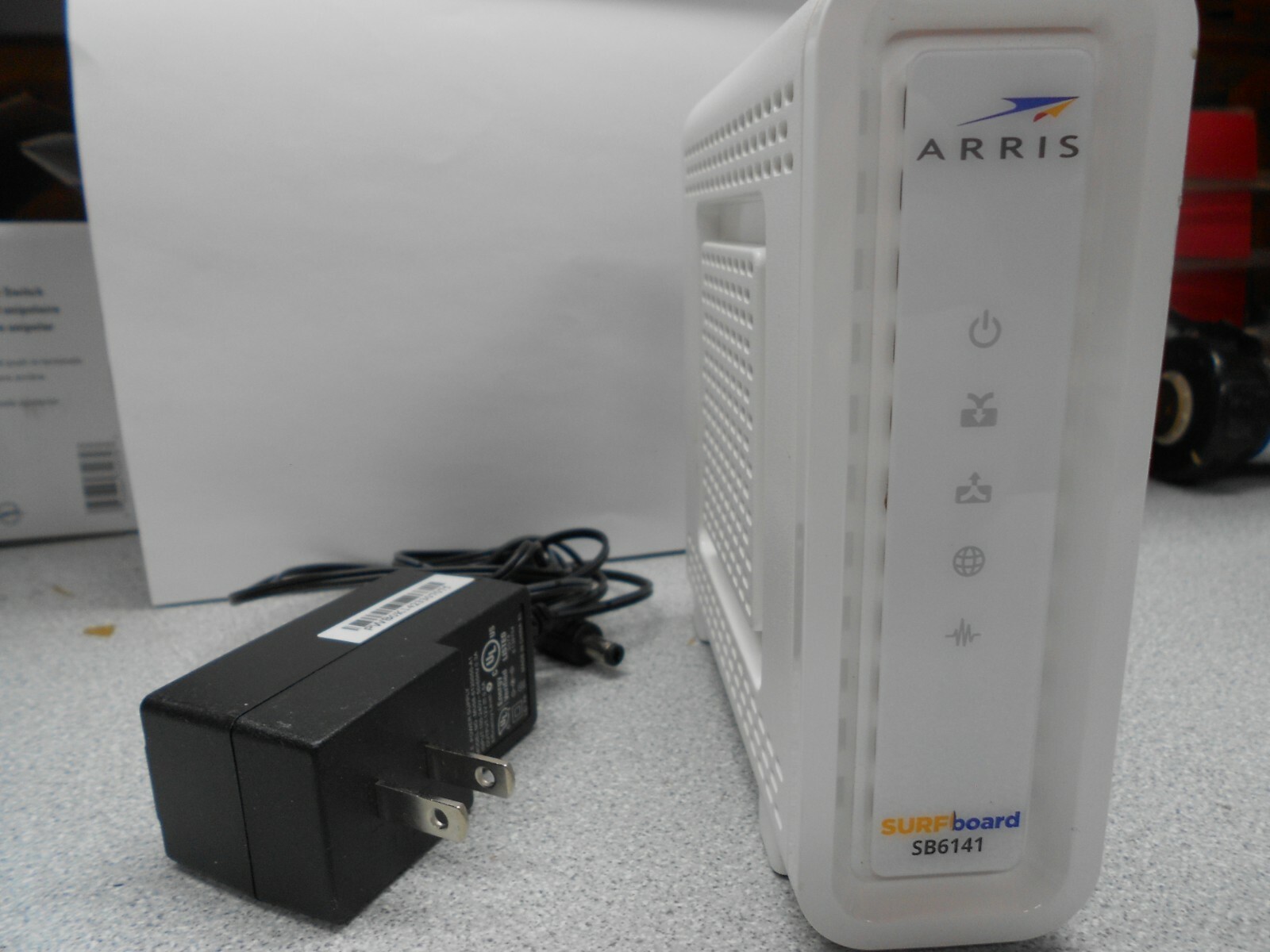 ARRIS SURFboard SB6141 DOCSIS 3.0 Cable Modem – White