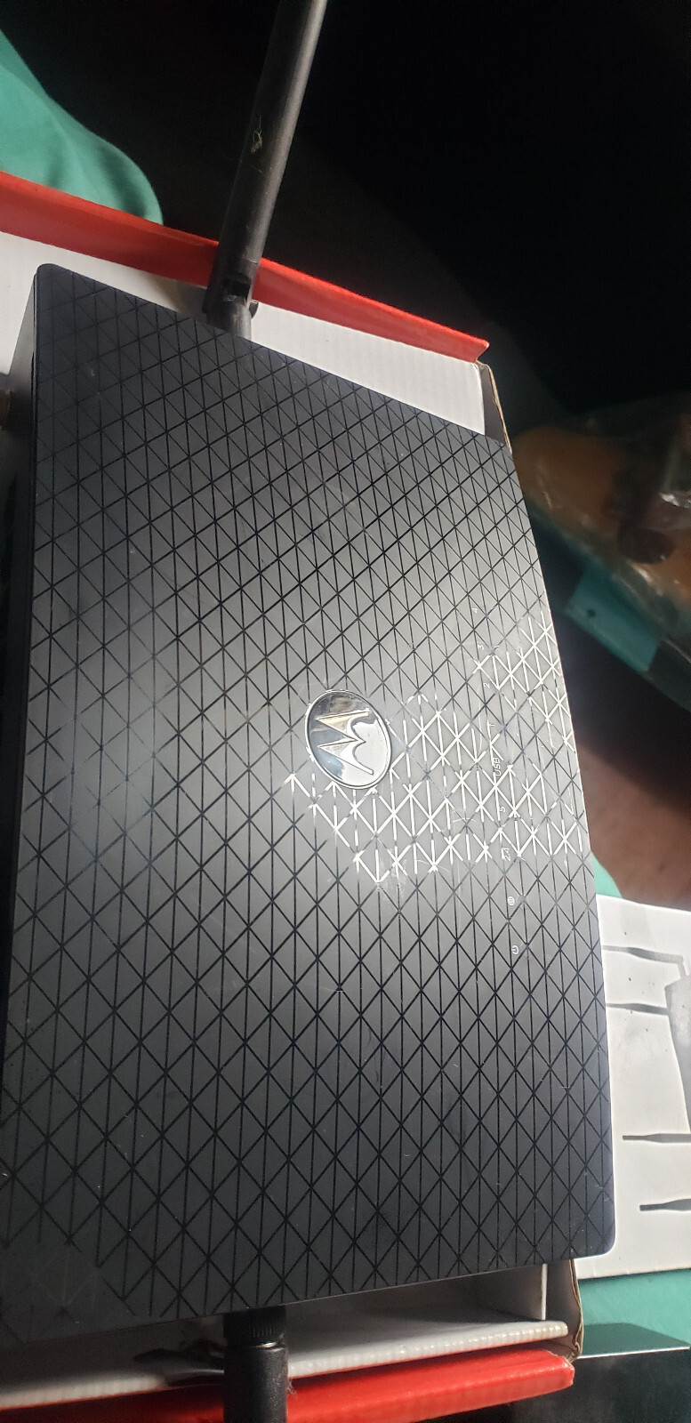 MOTOROLA AC2600 4×4 WiFi Smart Gigabit Router Extended Range Model MR2600 O23
