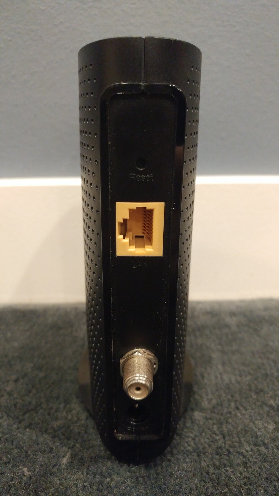 TP-Link TC-7610 DOCSIS 3.0 High Speed Cable Modem