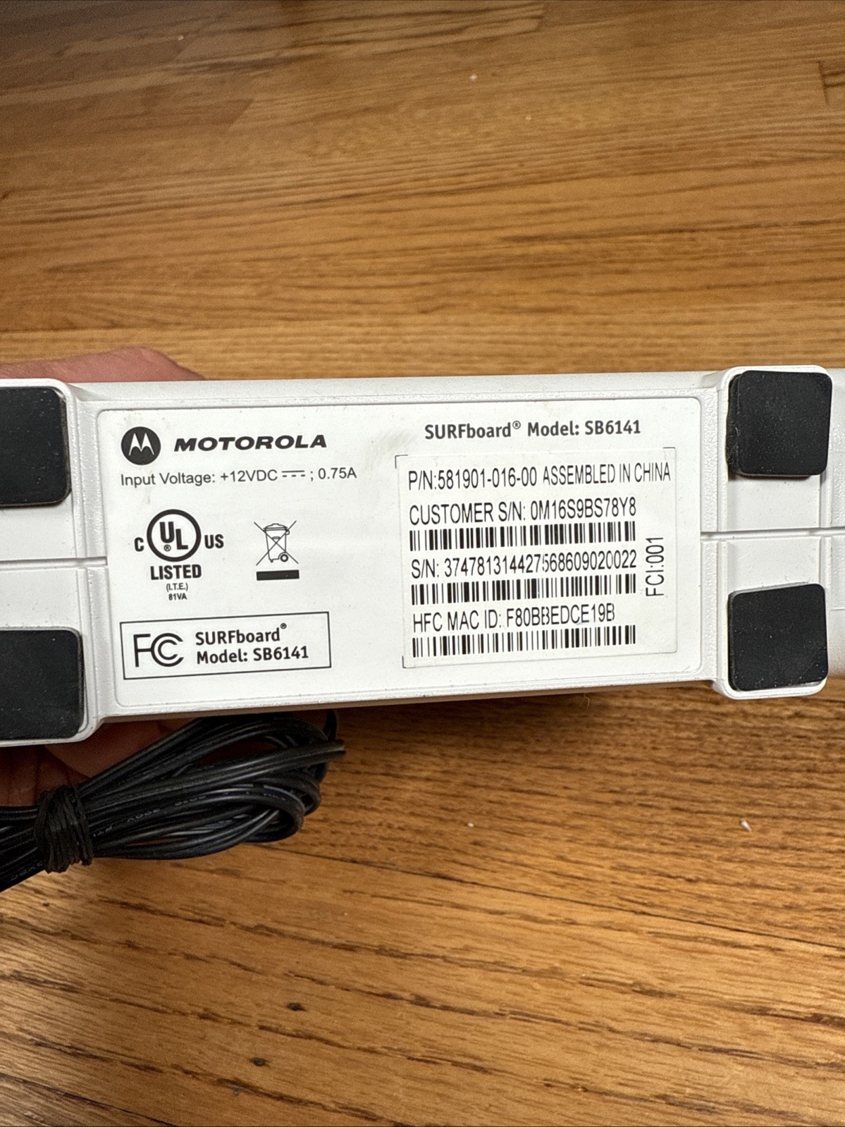 ARRIS SURFboard SB6141 Cable Modem w/ Power Supply