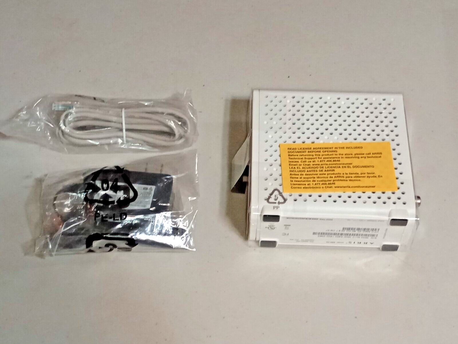 New In Open Box Arris Surfboard SB6183 686 Mbps DOCSIS 3.0 Cable Modem, White