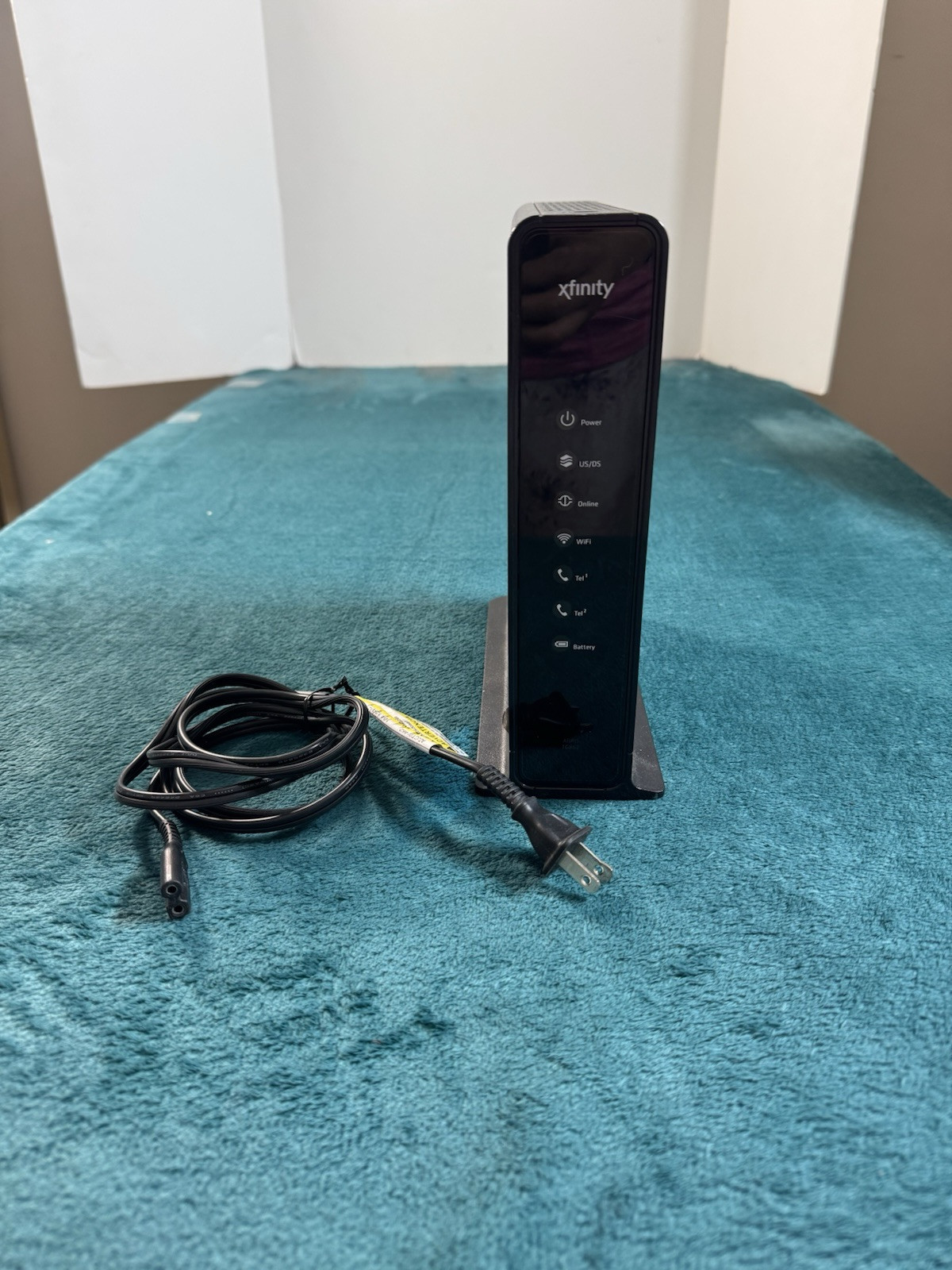 Comcast/Xfinity ARRIS TG862G/CT Residential Gateway & Router Wireless Modem