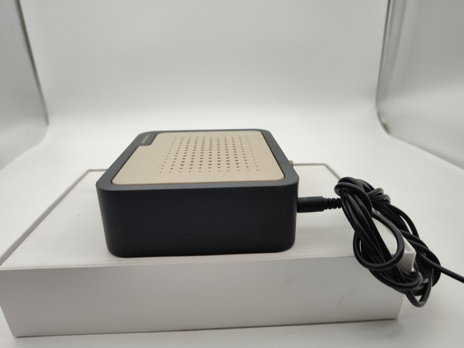 RCA-Digital Broadband Cable Modem- DCM425