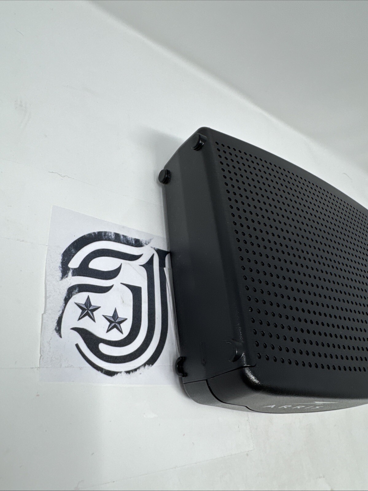 NEW ARRIS SURFBOARD 3.0 DESKTOP CABLE MODEM DOCSIS SBV3202 INTERNET & VOICE (M)