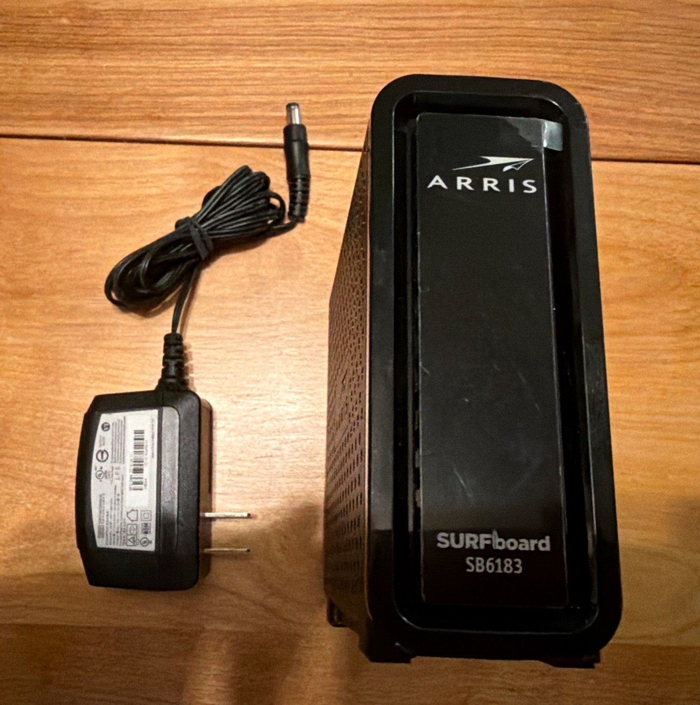 Arris SURFboard SB6183 DOCSIS 3.0 Cable Modem 700Mbps