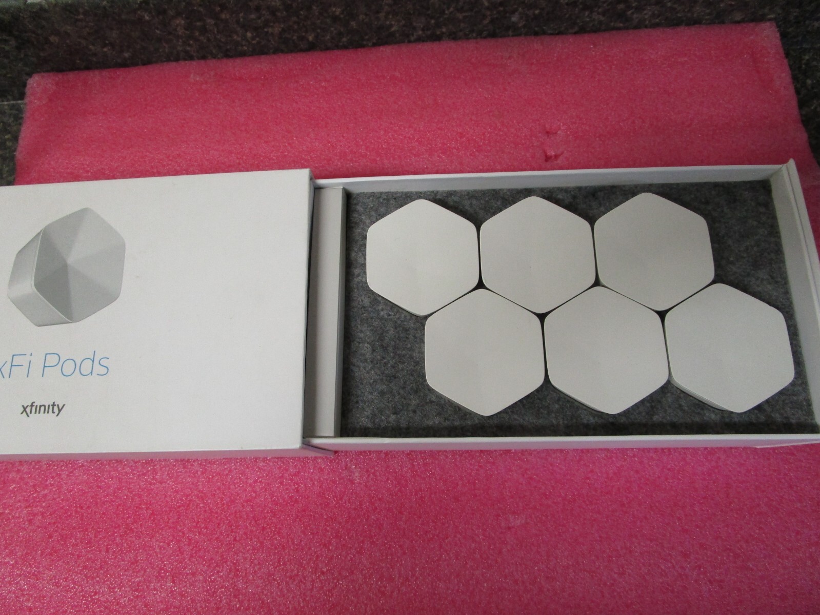 Xfinity XFI Pods Wifi Network Range Extender XE1-S Pack of 6