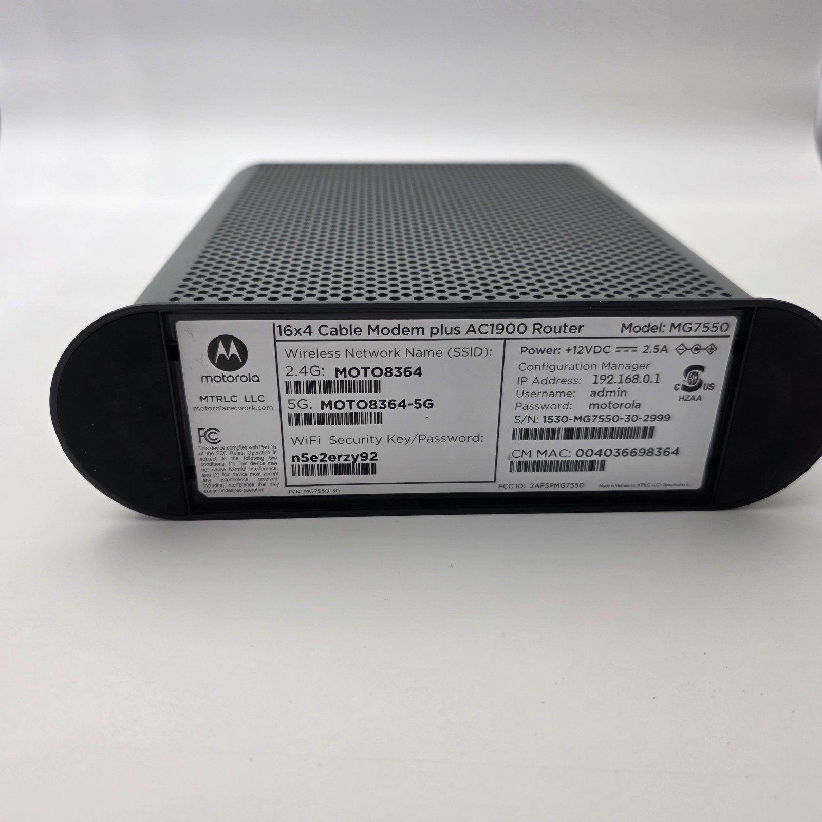 Motorola MG7550 Dual Band AC1900 Cable Modem and Wi-Fi Gigabit Router