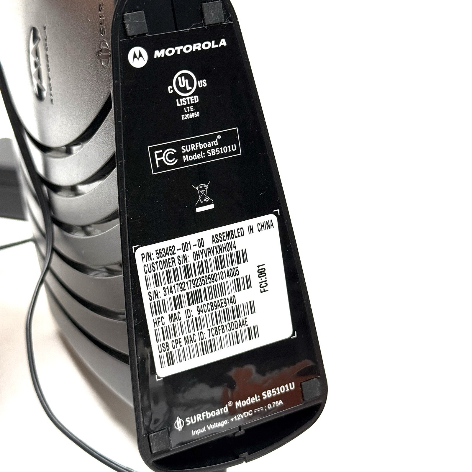 MOTOROLA  SURFboard – Model SB5101U Modem – With Power Supply Cord! Used