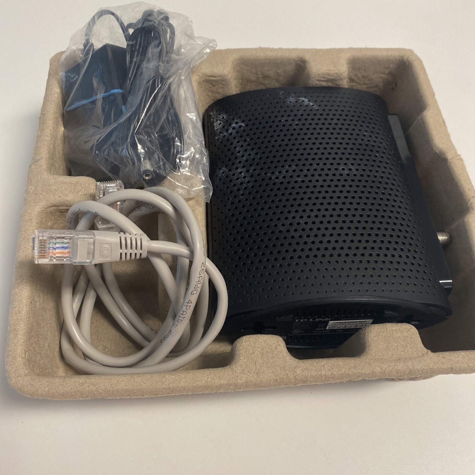 TP-LINK DOCSIS 3.0 Cable Modem TC-7610