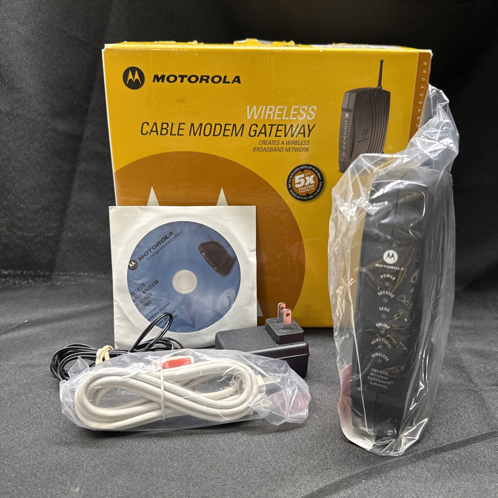 Motorola SURFboard SBG900 DOCSIS 2.0 Modem 54 Mbps