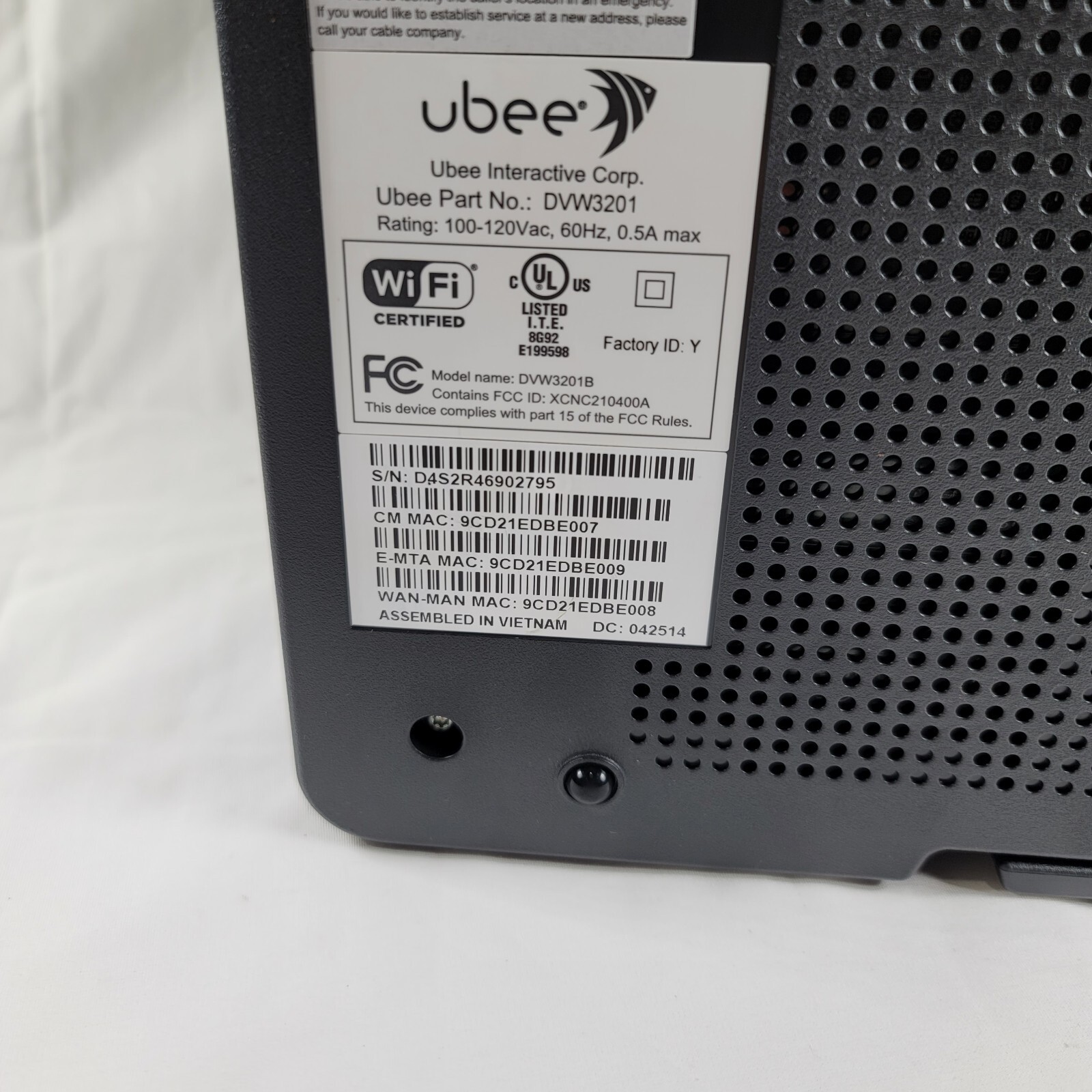 Ubee DVW3201B Wireless Cable Modem -No Power Cord