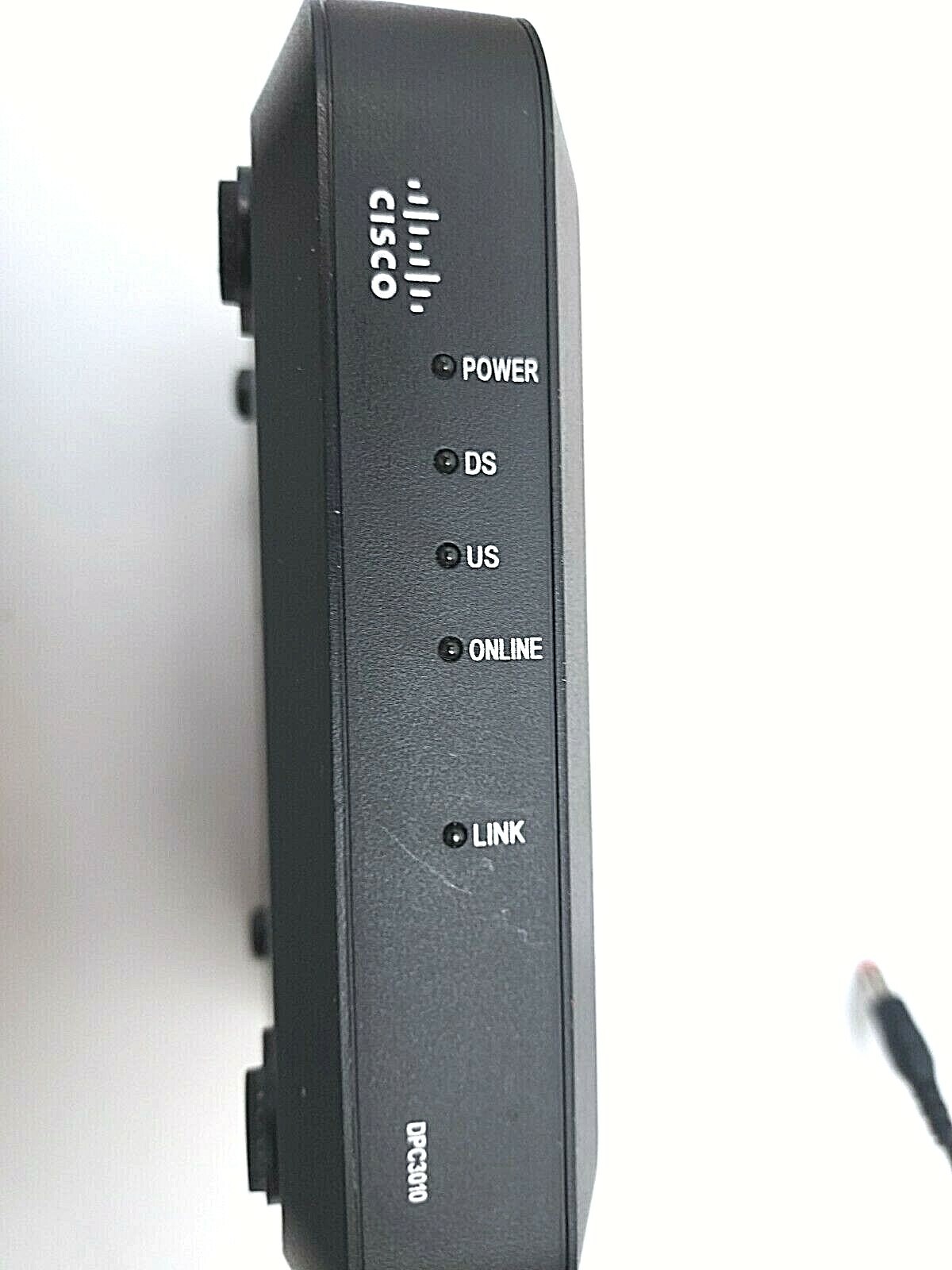 New Cisco Model DPC3010 DOCSIS 3.0 8×4 Cable Modem w/ Adapter