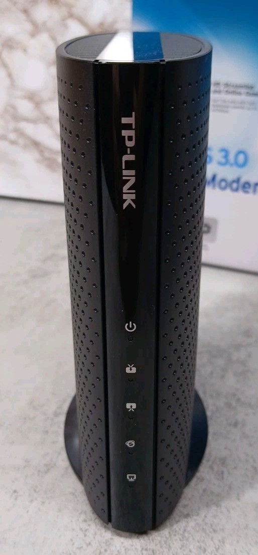 TP-LINK TC-7610 DOCSIS 3.0 Cable Modem with Power Adapter