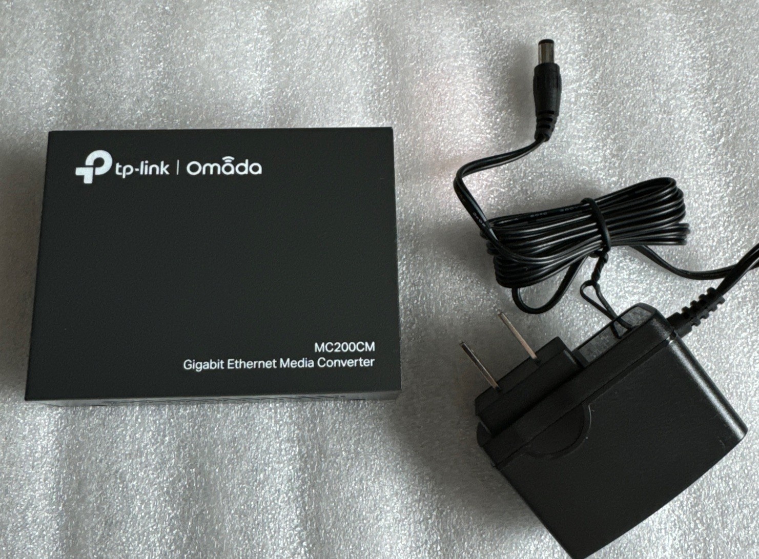 TP-Link Omada MC200CM Gigabit Multi-Mode Media Converter