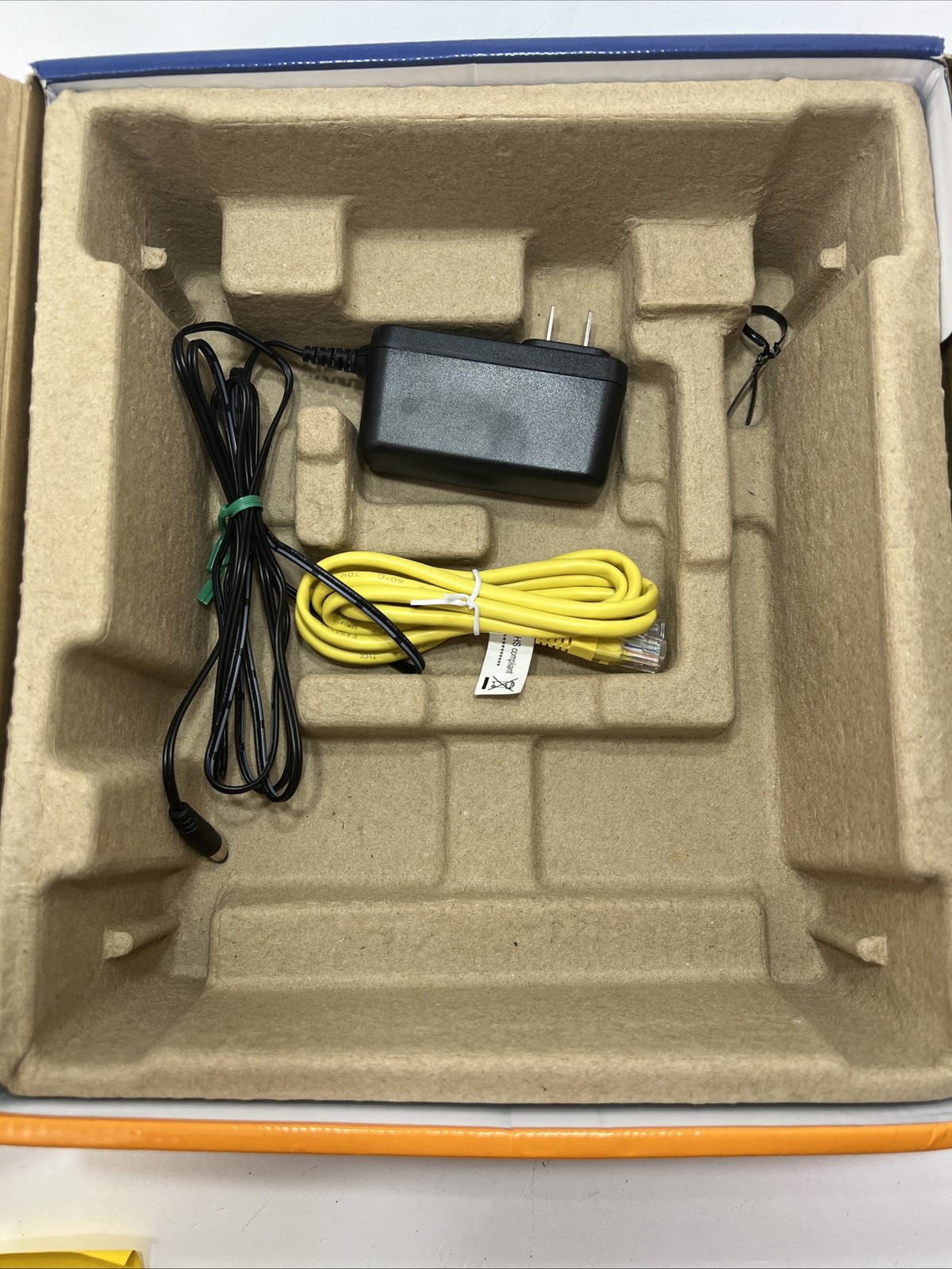 ARRIS SURFboard WiFi Cable Modem, SBG8300, DOCSIS 3.1, AC2450 Wi-Fi 5