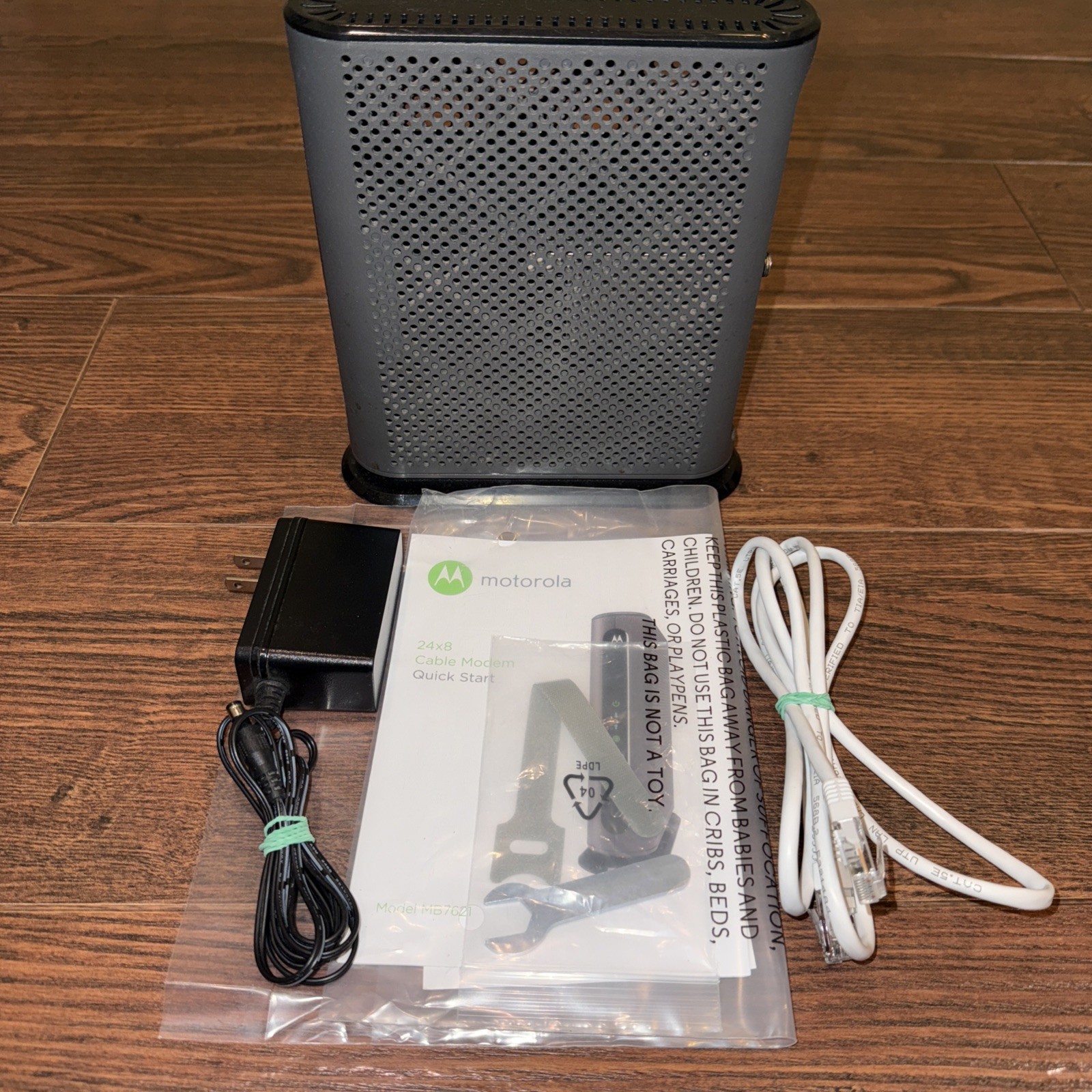 Motorola MB7621 24×8 DOCSIS 3.0 Cable Modem w/ Power Brick Ethernet Xfinity Cox