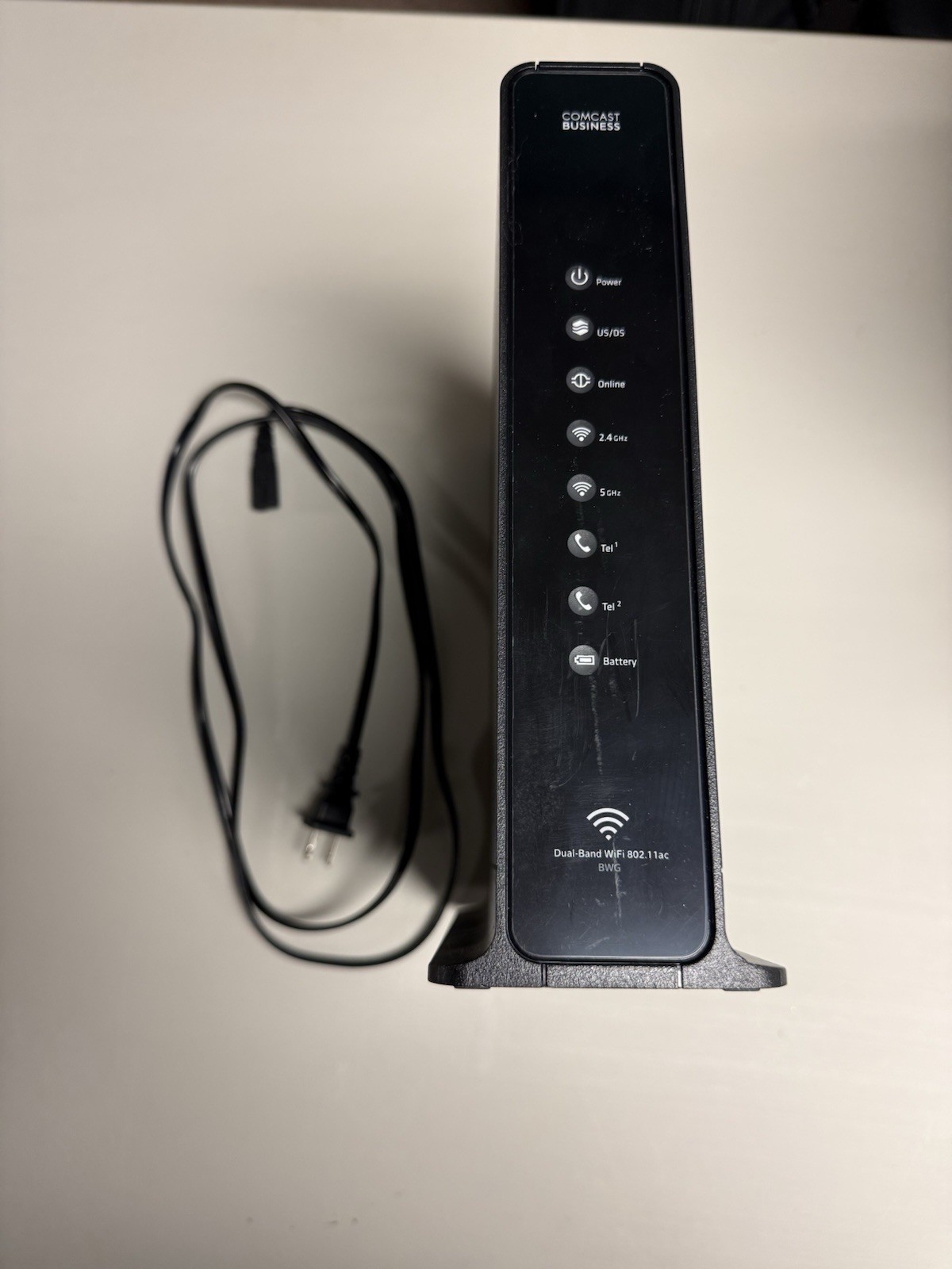 Technicolor DPC3941B Comcast Business Dual Band WiFi Cable Modem Router w/Cord
