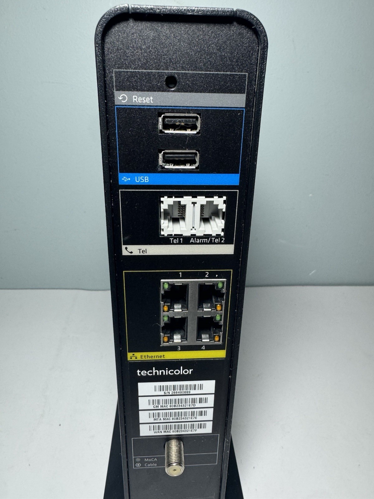 Technicolor DPC3941B Comcast Business Dual Band WiFi Cable Modem Router w/Cord