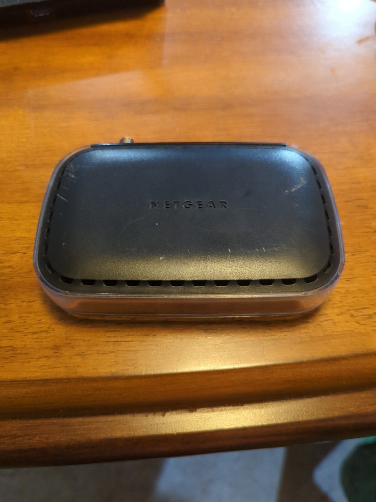 NETGEAR CM400-1AZNAS 100 Mbps Modem