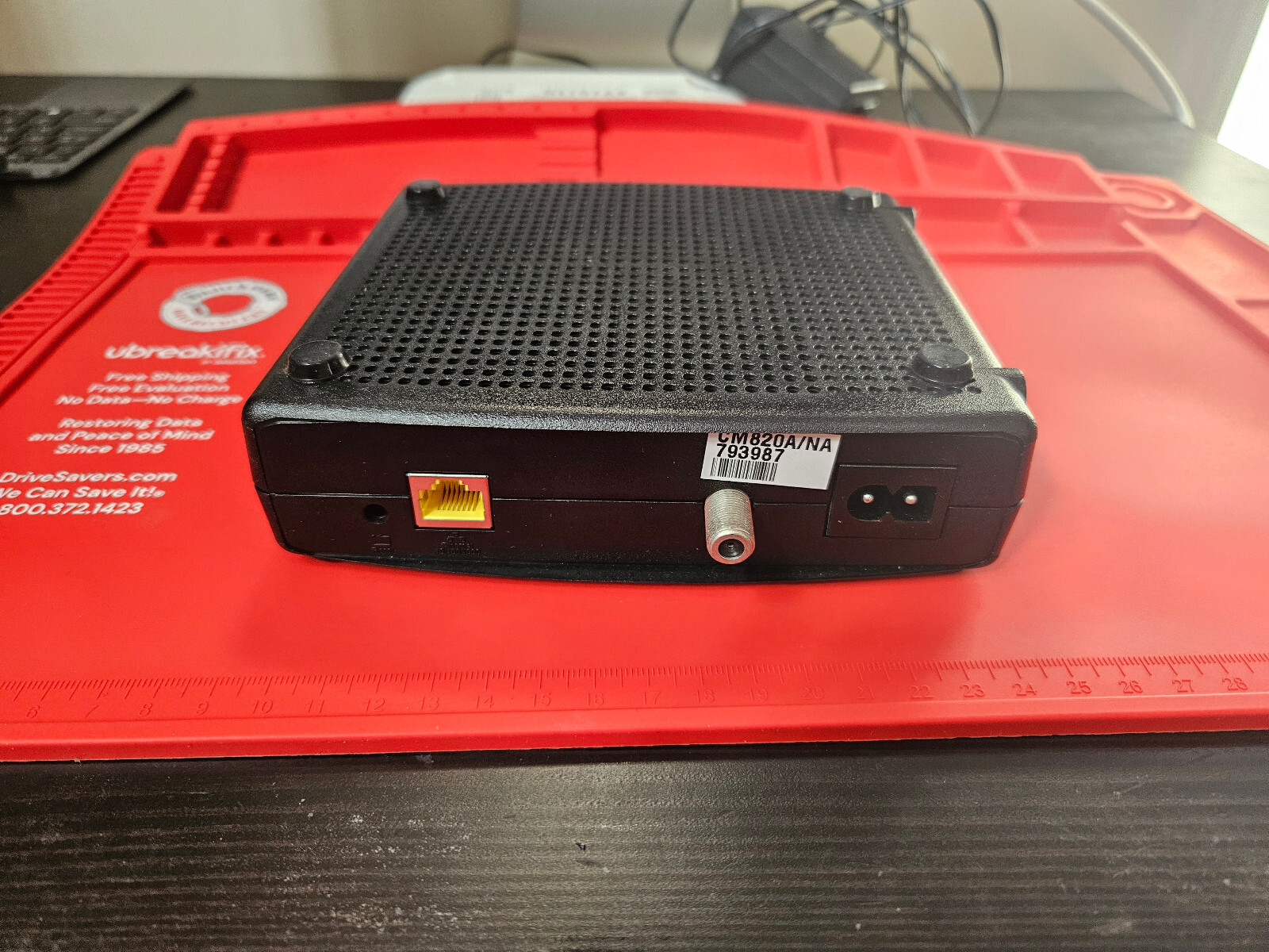 ARRIS CM820A DOCSIS 3.0 8/4 Cable Modem Internet Tested