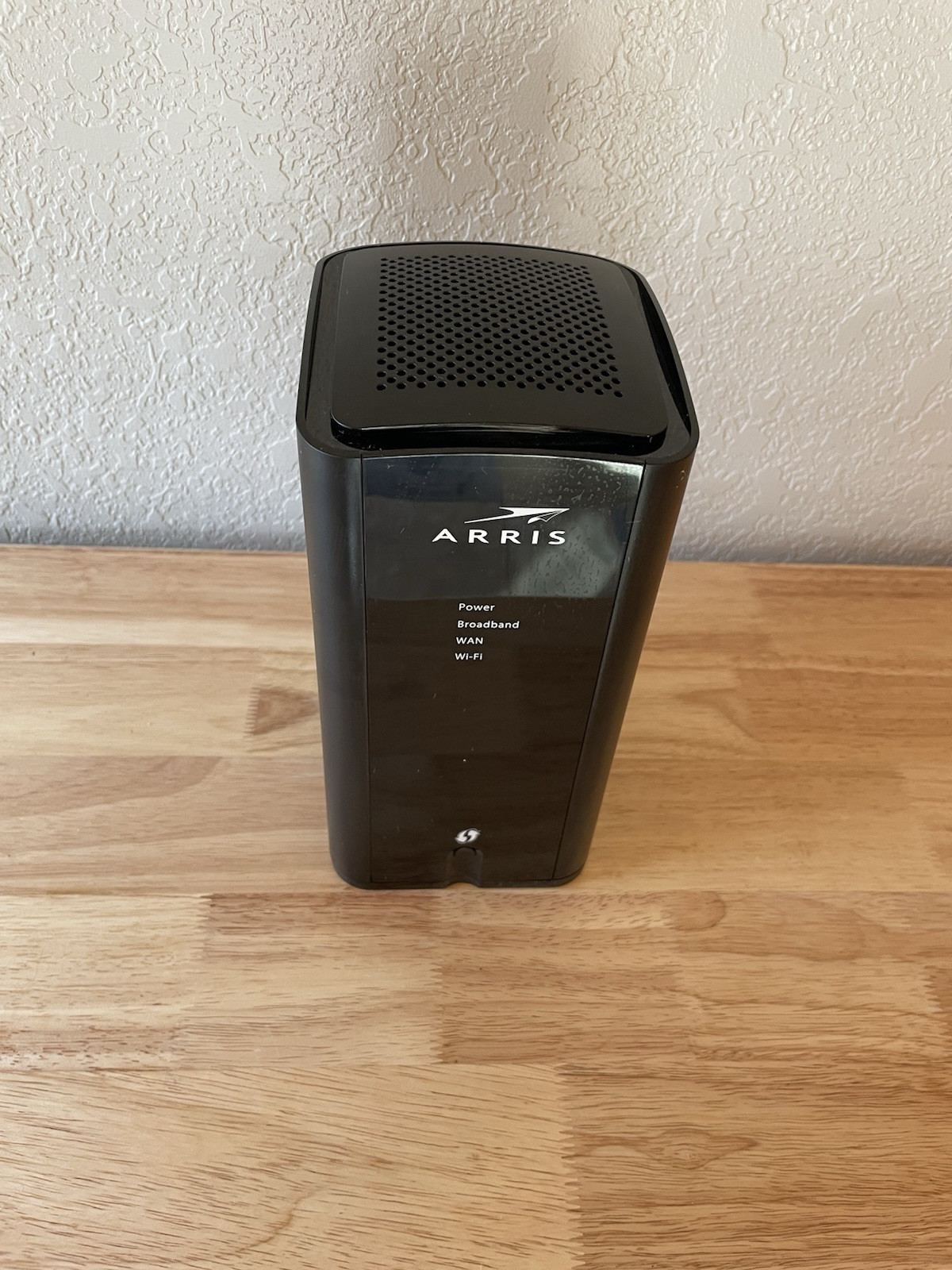 ARRIS 4G-LTE DUAL BAND WI-FI CELLULAR MODEM MODEL