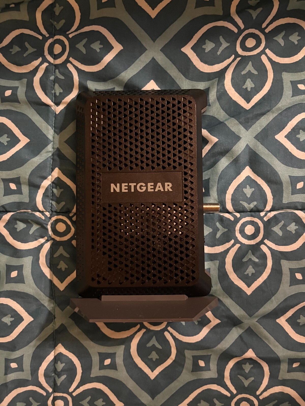 Netgear CM1000v2 Nighthawk DOCSIS 3.1 Cable Modem, NO POWER CORD