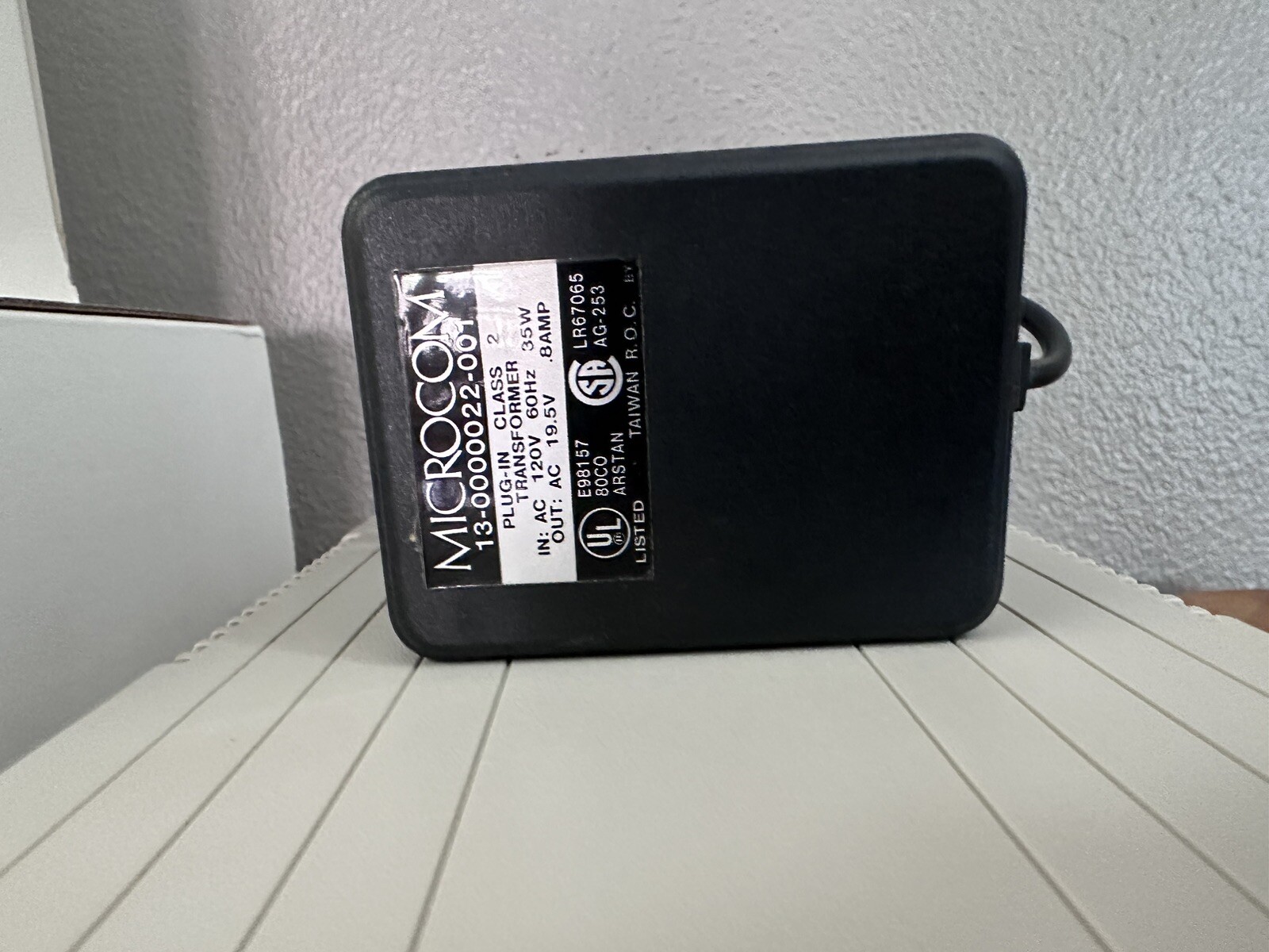 Microcom DeskPorte 14,400 bps Modem W/ Box And Charging Cord.