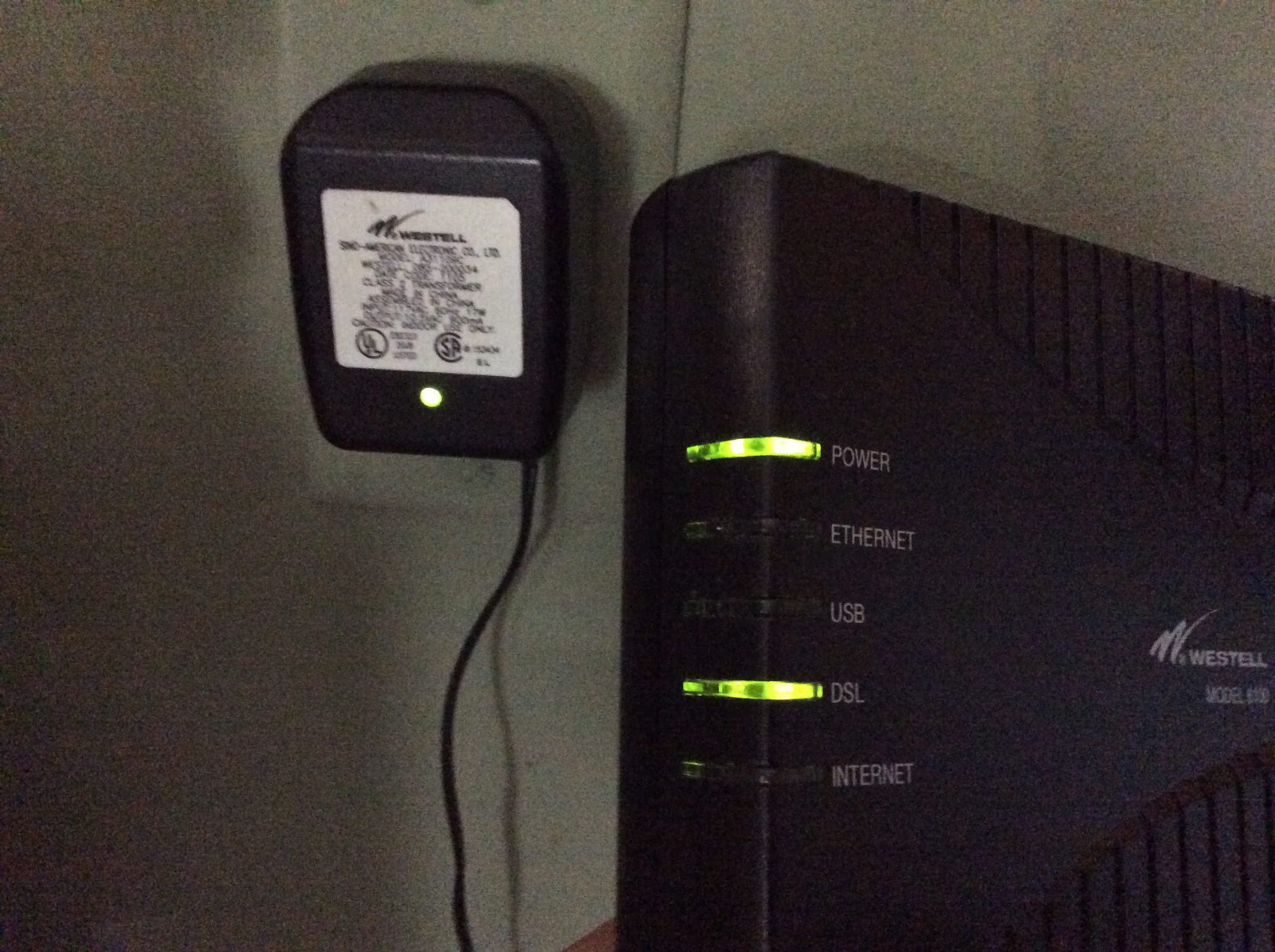 Westell Model 6100 with power Supply – USED