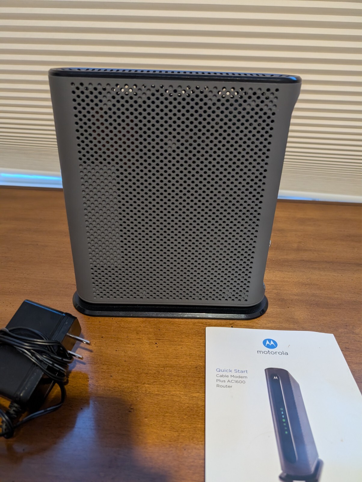 Motorola MG7540 16×4 Cable Modem + AC1600 Router Dual Band 3.0 Black