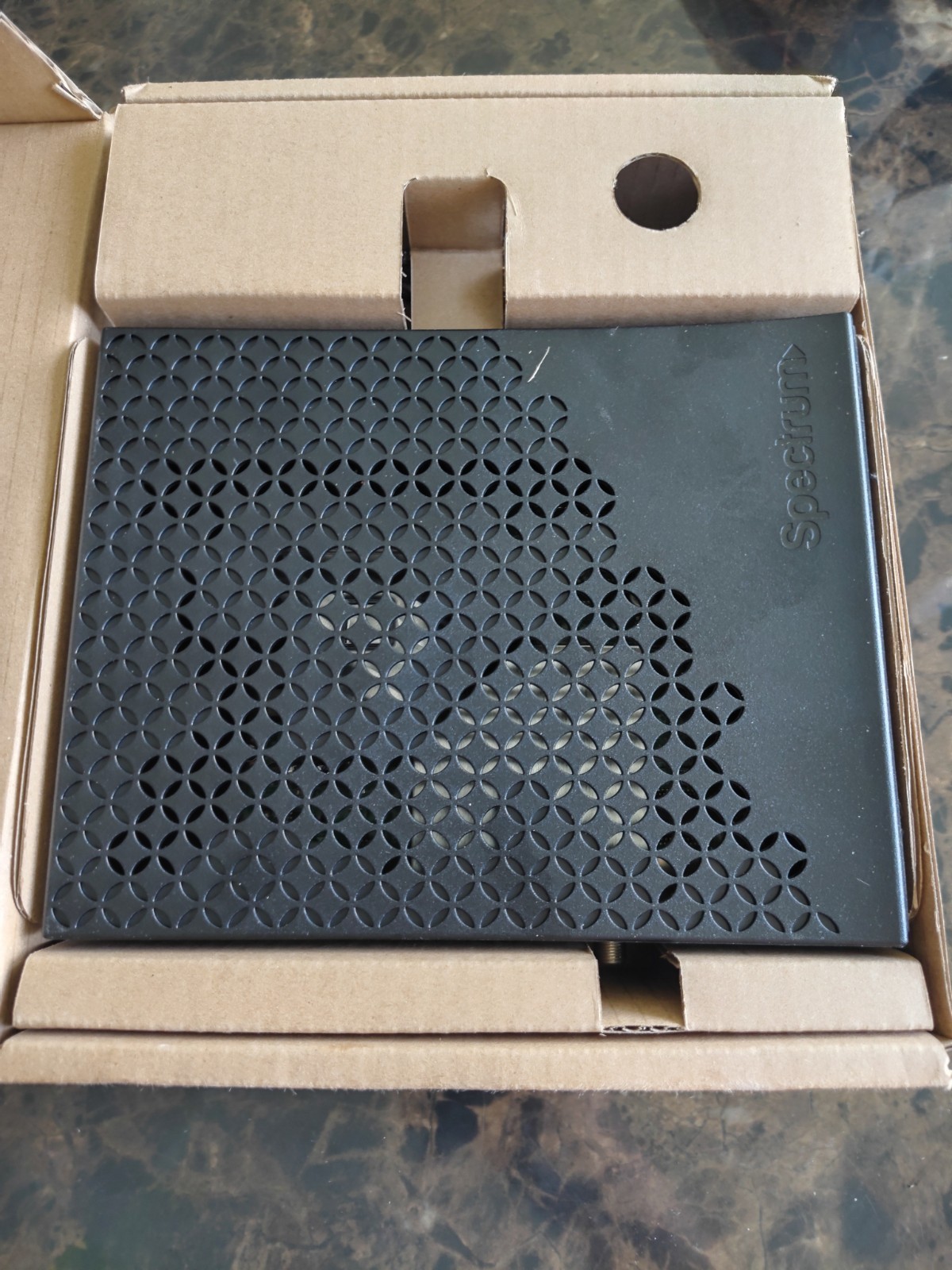 SPECTRUM ES2251 D3.1 2.5G eMTA DOCSIS Advanced Voice Modem