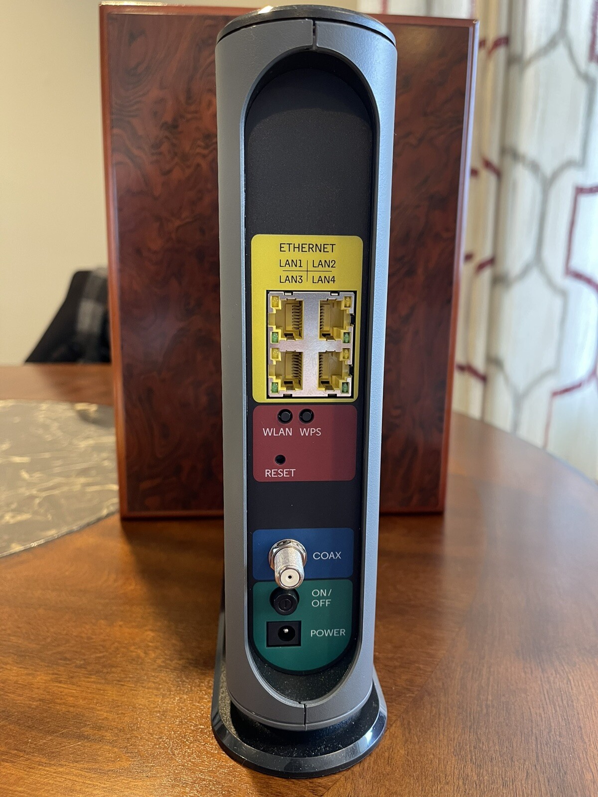 MOTOROLA model MG7550 Cable Modem Plus AC1900 WiFi Gigabit Router